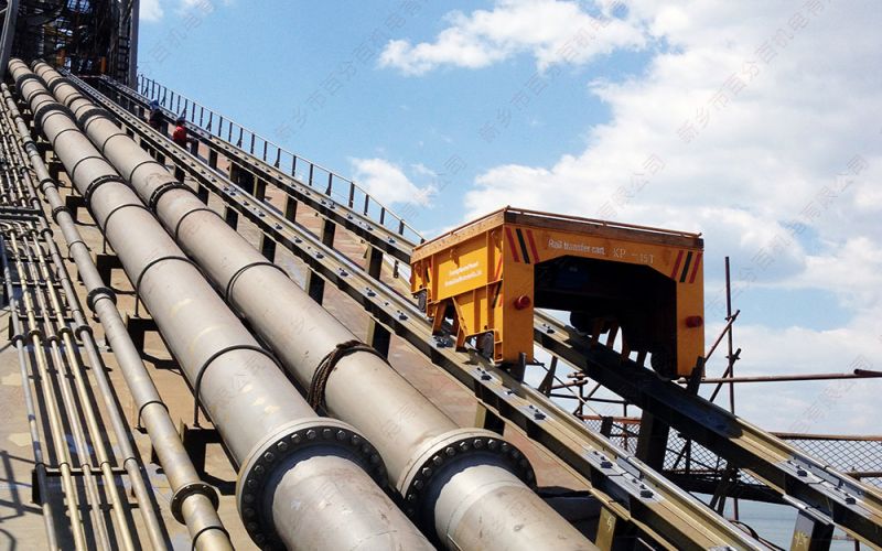 為什么軌道平板車爬坡大多用卷揚(yáng)機(jī)牽引